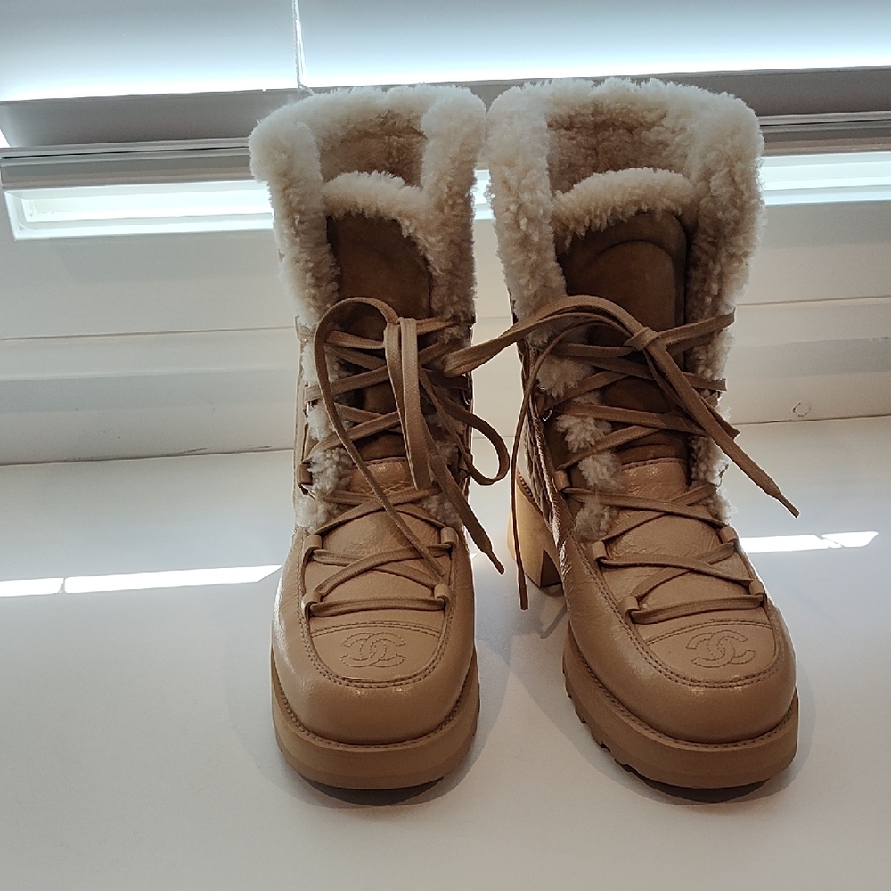 Chanel Quilted Faux Shearling Lined Boots, Size 39 - Picture 2 of 8